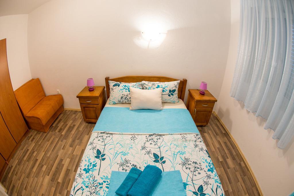 Villa Nadezda Petrovac Екстериор снимка
