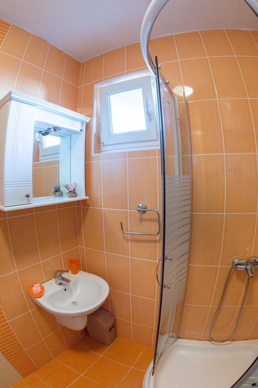 Villa Nadezda Petrovac Екстериор снимка