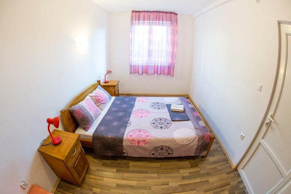 Villa Nadezda Petrovac Екстериор снимка