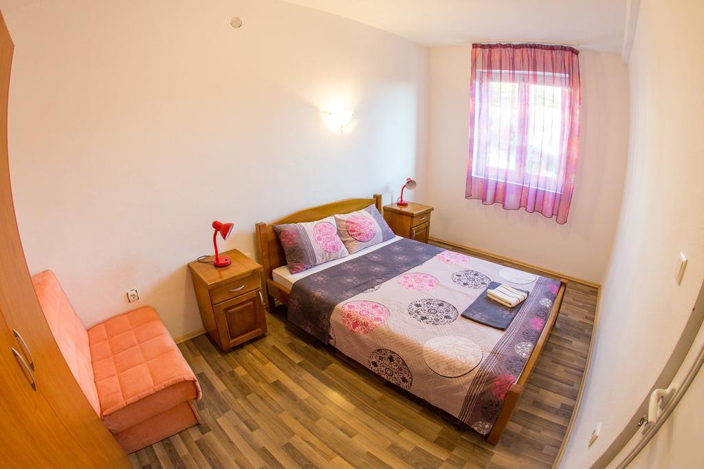 Villa Nadezda Petrovac Екстериор снимка