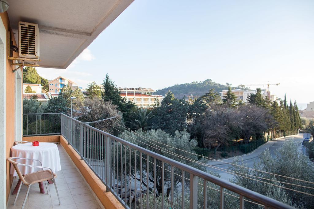 Villa Nadezda Petrovac Екстериор снимка
