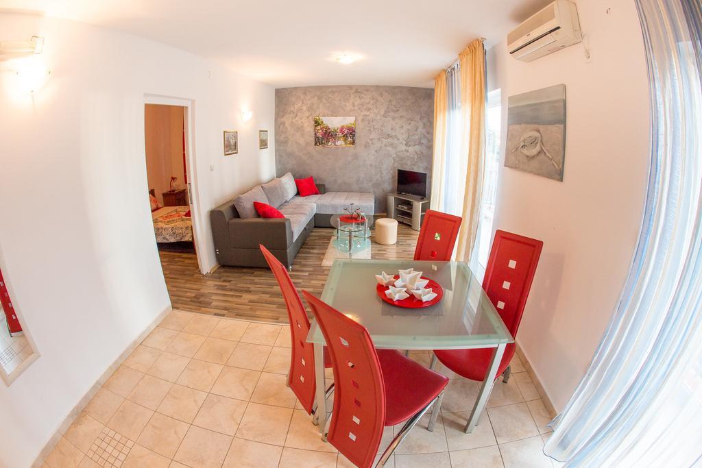 Villa Nadezda Petrovac Екстериор снимка