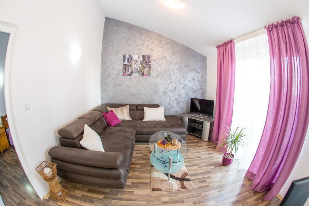 Villa Nadezda Petrovac Екстериор снимка