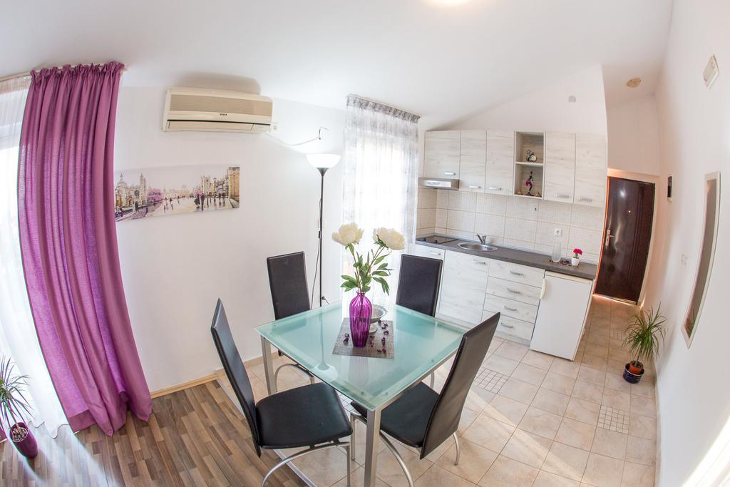 Villa Nadezda Petrovac Екстериор снимка